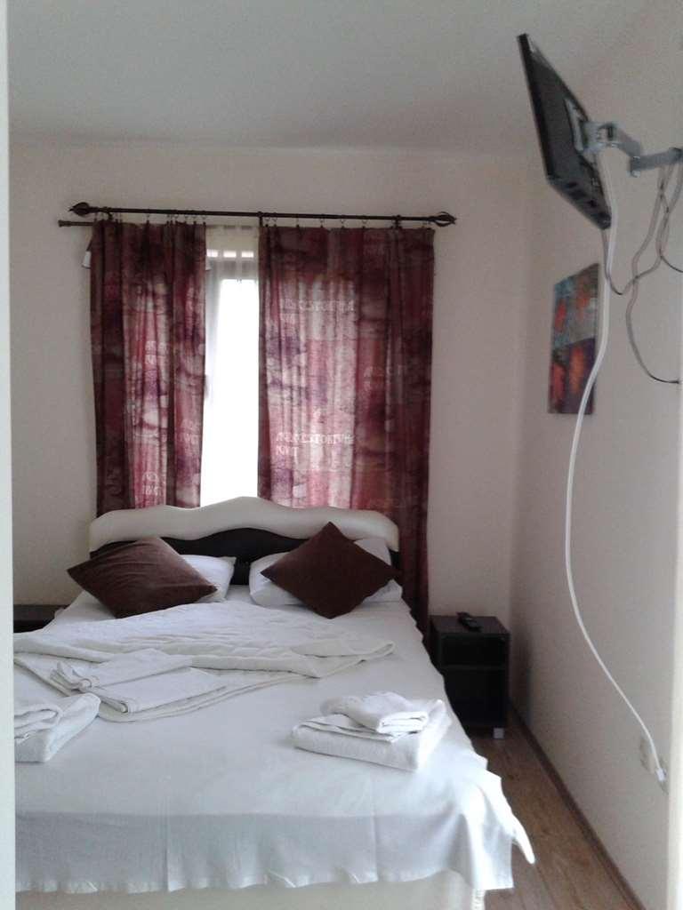 Guesthouse Vila Dnd Niska Banja Quarto foto